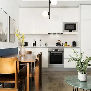 Limehome Calcada Do Cardeal Lissabon